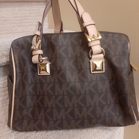 Michael kors handbag MK Bag - Picture 15 of 16